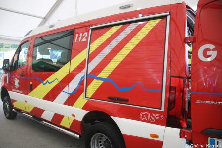 Gasilke in gasilci Prostovoljnega gasilskega društva Kamniška Bistrica bogatejši za novo vozilo in motorno črpalko (4)